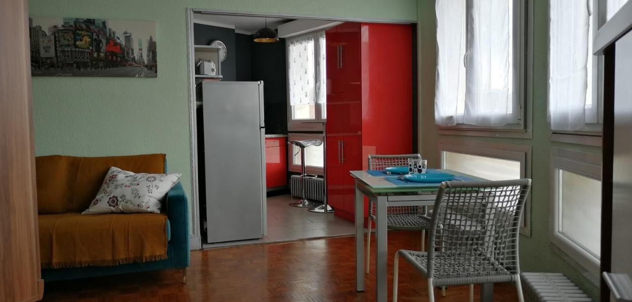 Appartement Coquet Centre Ville Filigrando Bourges Exterior photo