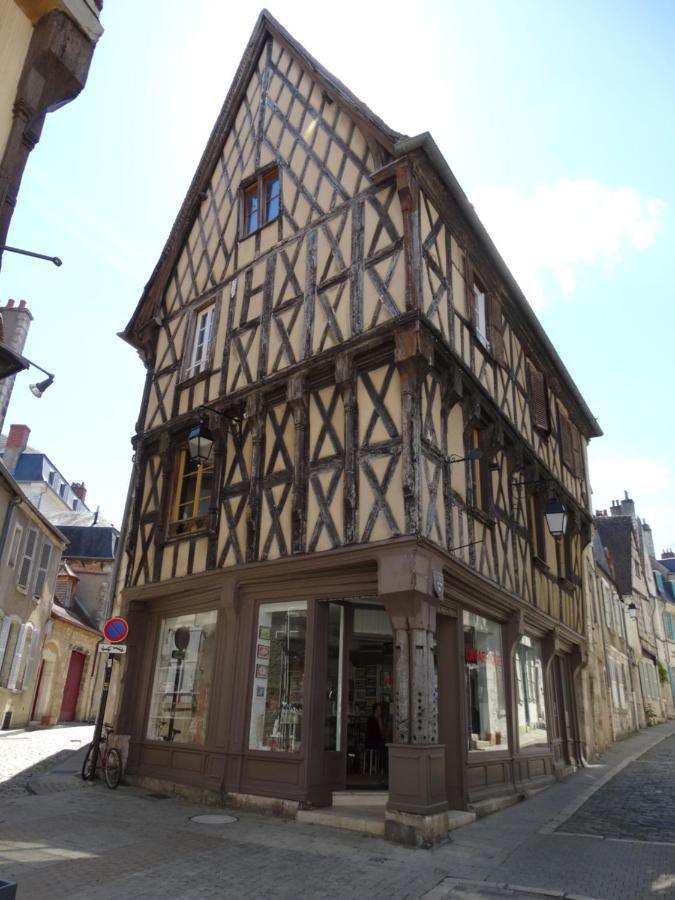Appartement Coquet Centre Ville Filigrando Bourges Exterior photo